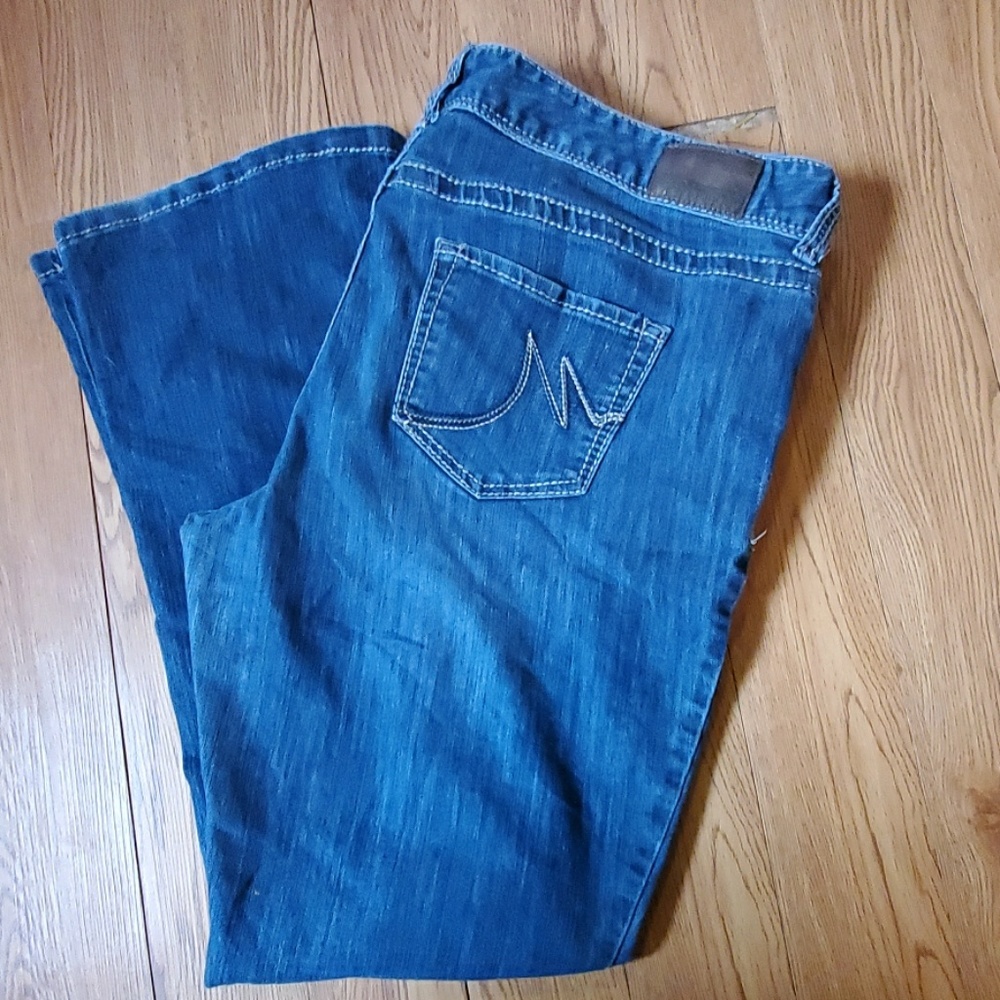 Maurice's Jean's
